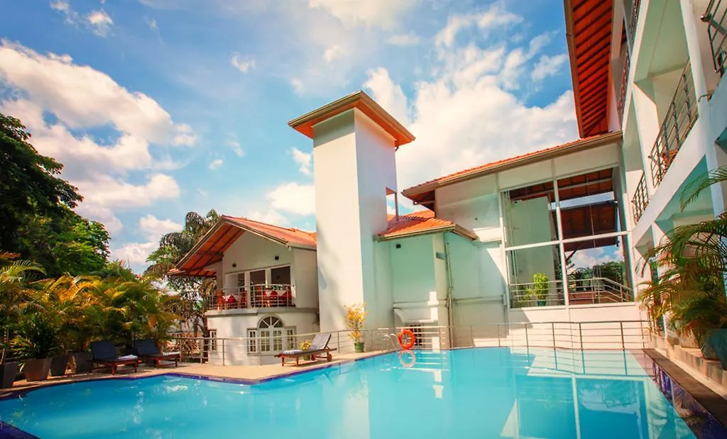 Senani Hotel Kandy