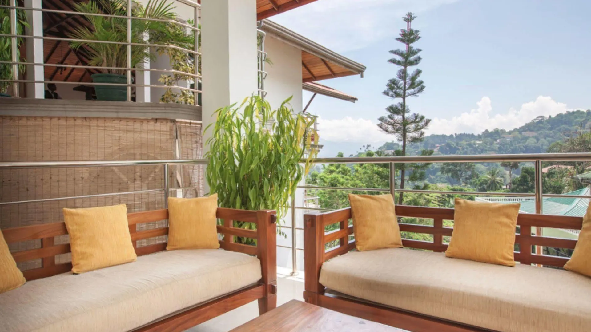 Senani Hotel Kandy Sri Lanka